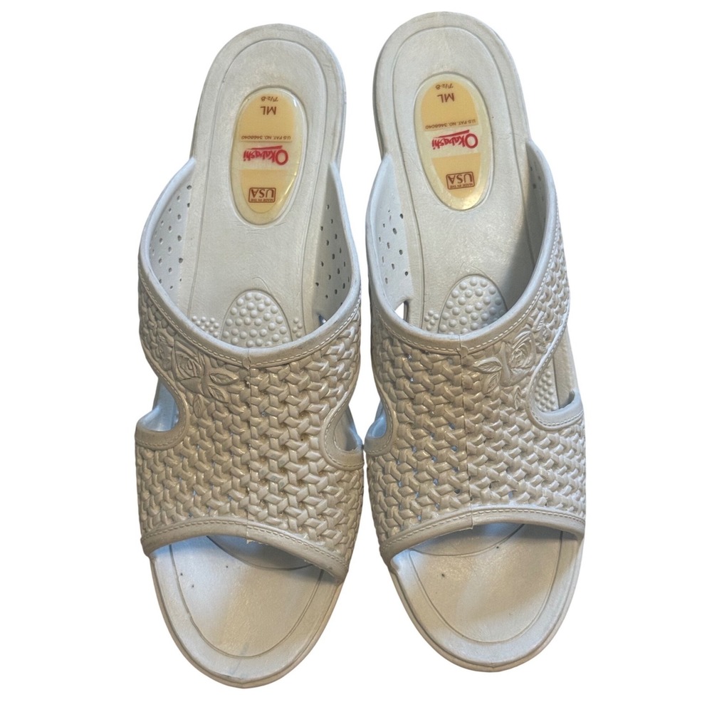 Oka-B Slide Sandals Women ML 7.5-8 White Basket Weave Floral Wedge Pre-Loved
